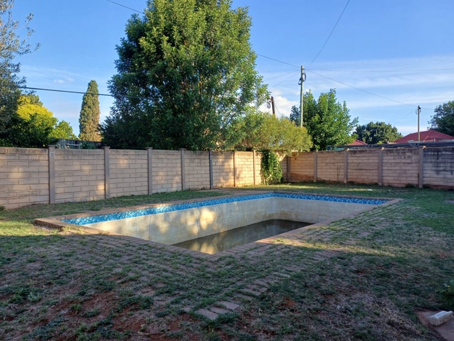 3 Bedroom Property for Sale in Stilfontein Ext 4 North West